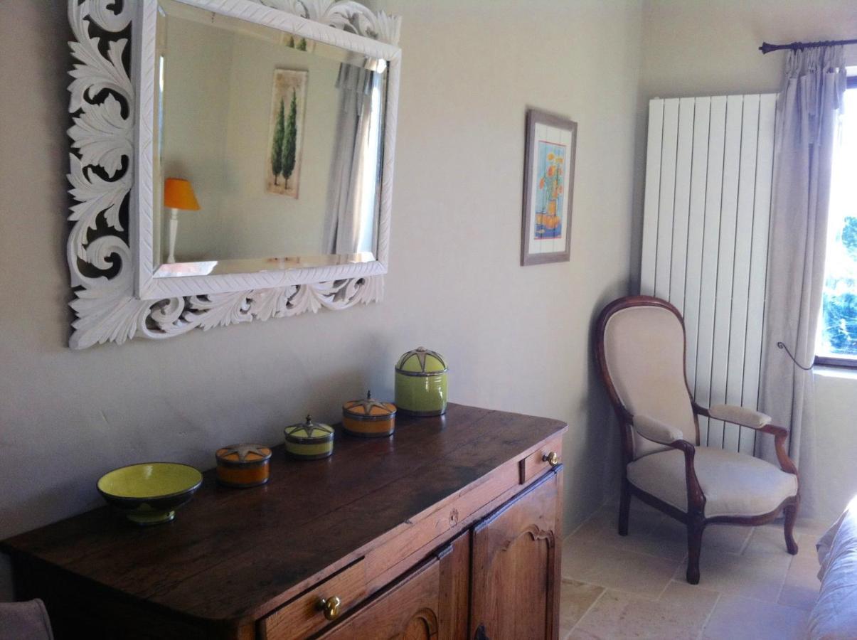 Oustau De Piera Bed & Breakfast Gordes Exterior foto